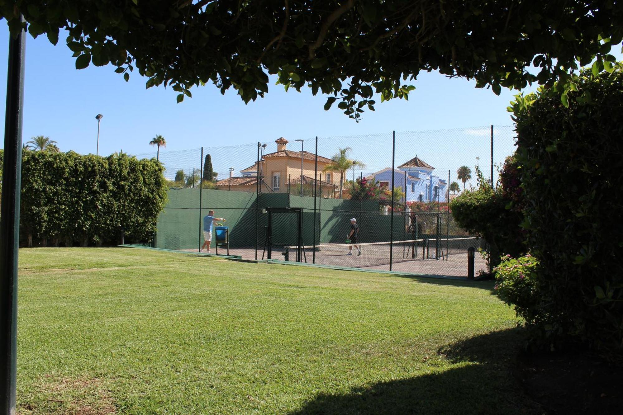 Beach Apartments In Lorcrisur San Pedro Marbella Exterior foto