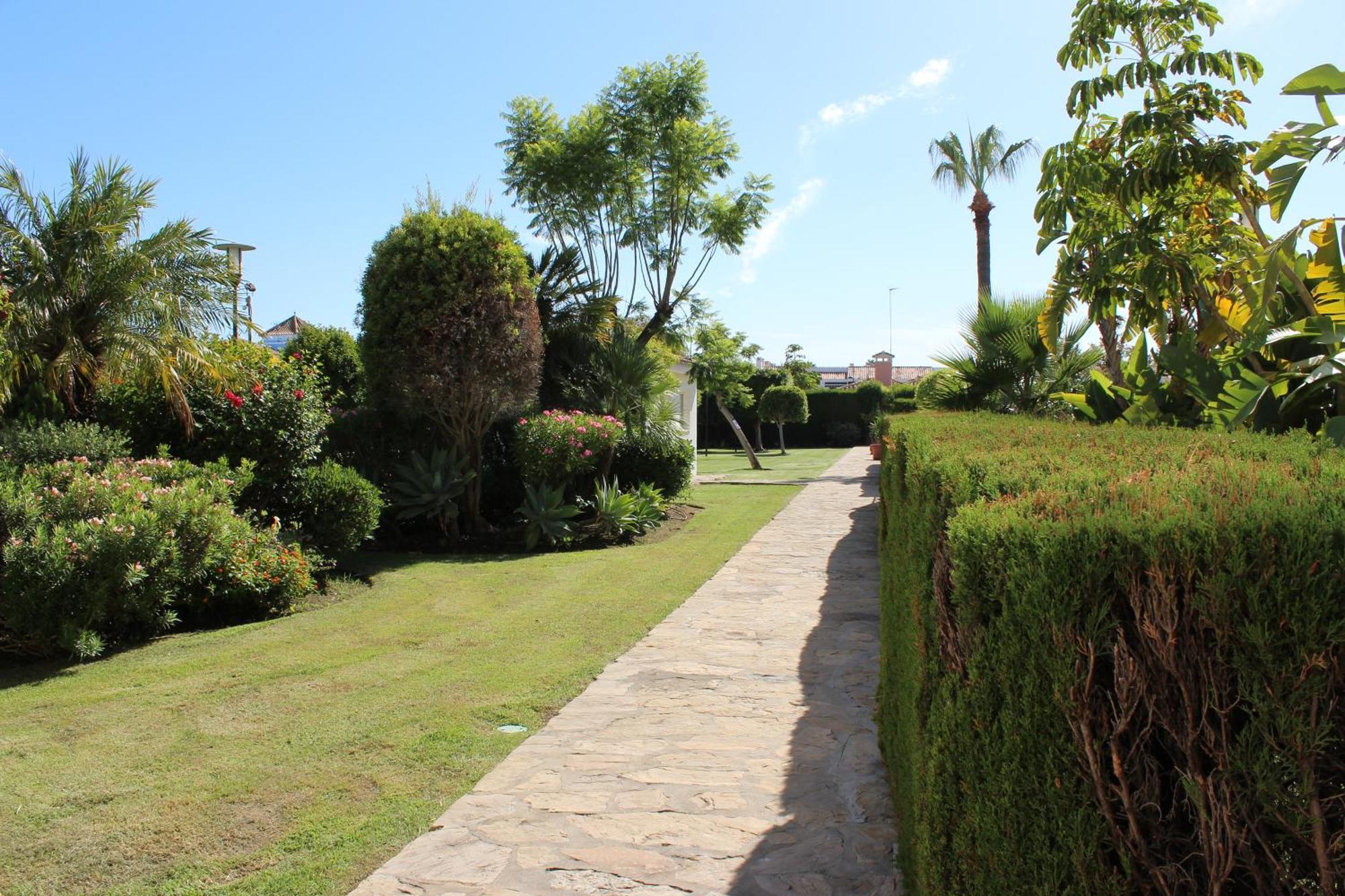 Beach Apartments In Lorcrisur San Pedro Marbella Exterior foto